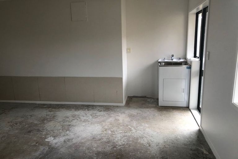 Photo of property in 3 Andrusha Place, Flat Bush, Auckland, 2019