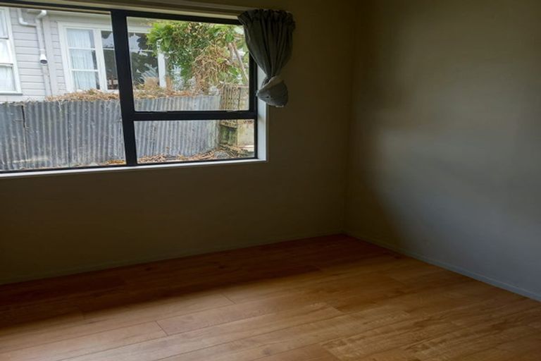 Photo of property in 36b Seabrook Avenue, New Lynn, Auckland, 0600