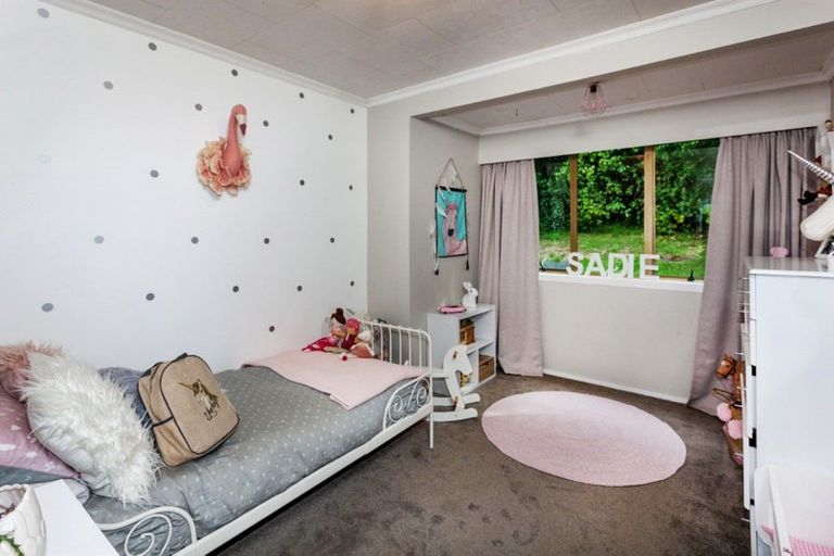 Photo of property in 123 Park Avenue, Whangamata, 3620