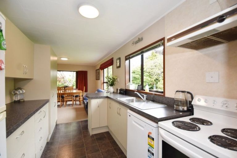 Photo of property in 18 Girvan Street, Wallacetown, 9816