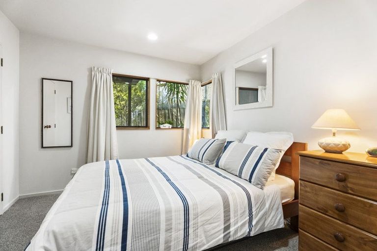 Photo of property in 42b Duncansby Road, Stanmore Bay, Whangaparaoa, 0932