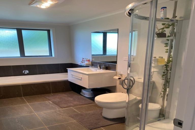 Photo of property in 35a Ross Crescent, Fairfield, Hamilton, 3214