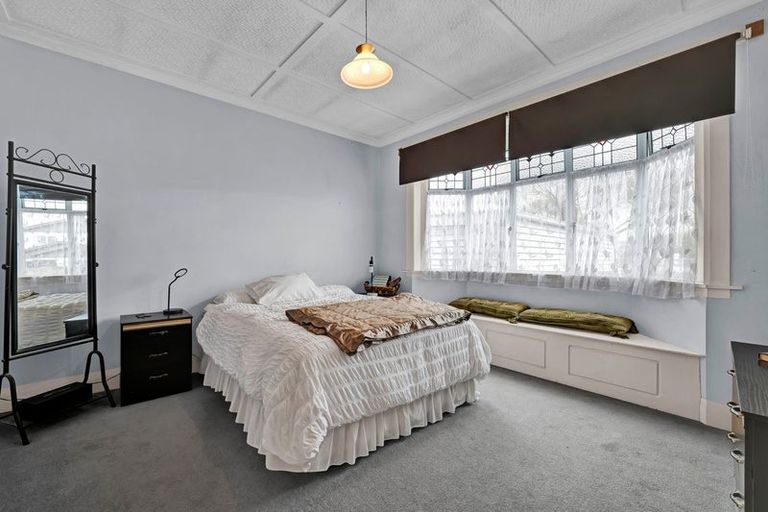 Photo of property in 27 Lyn Street, Lynmouth, New Plymouth, 4310