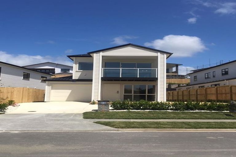 Photo of property in 16 Atalanta Way, Beachlands, Auckland, 2018