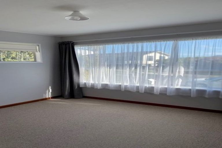 Photo of property in 41 Eskdale Road, Papakowhai, Porirua, 5024
