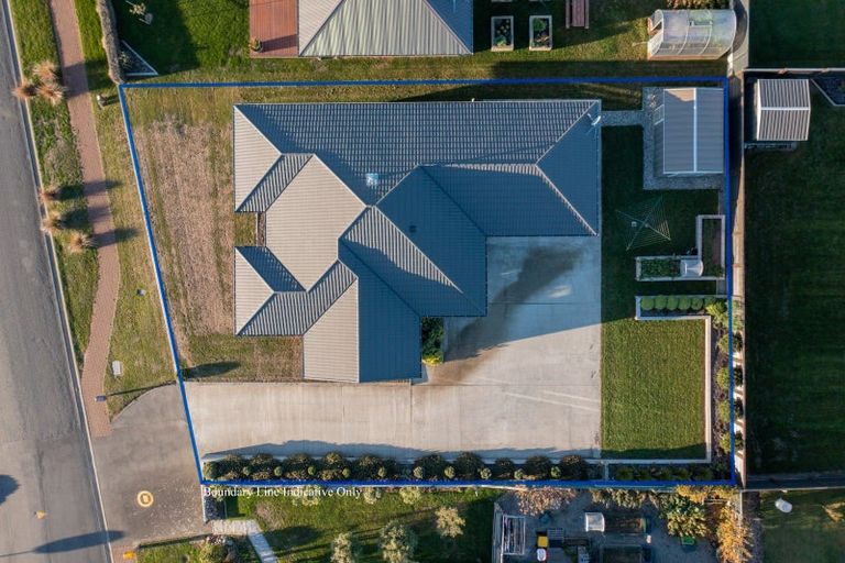 Photo of property in 24 Burnby Drive, Te Anau, 9679