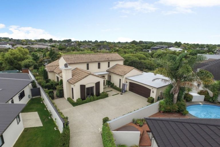 Photo of property in 35 The Esplanade, Huntington, Hamilton, 3210