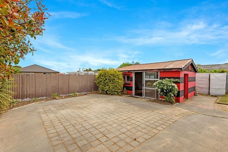 Photo of property in 5 Merrington Crescent, Aranui, Christchurch, 8061