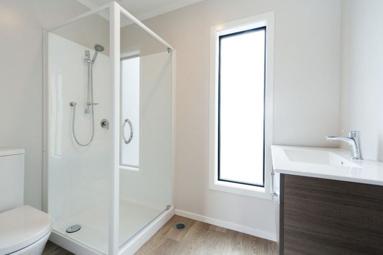 Photo of property in 12 Emmadale Lane, Hamilton East, Hamilton, 3216