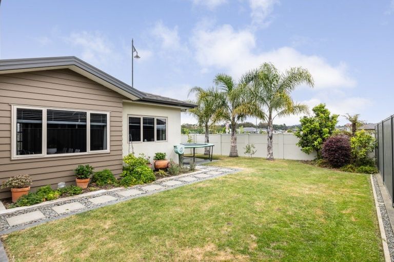 Photo of property in 60 Kapiti Drive, Poraiti, Napier, 4112