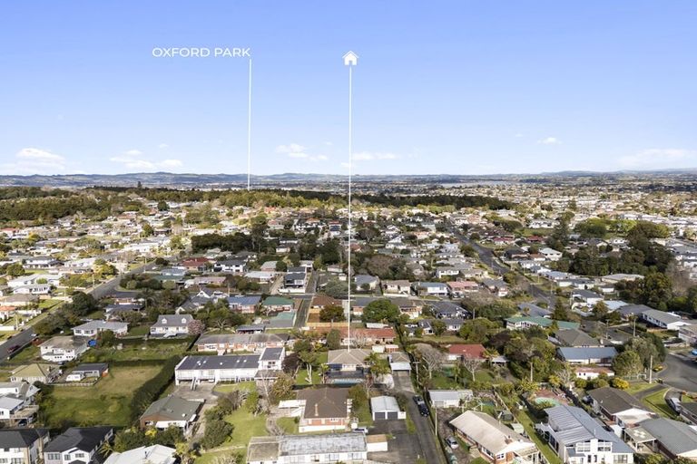 Photo of property in 21 Orams Road, Hillpark, Auckland, 2102