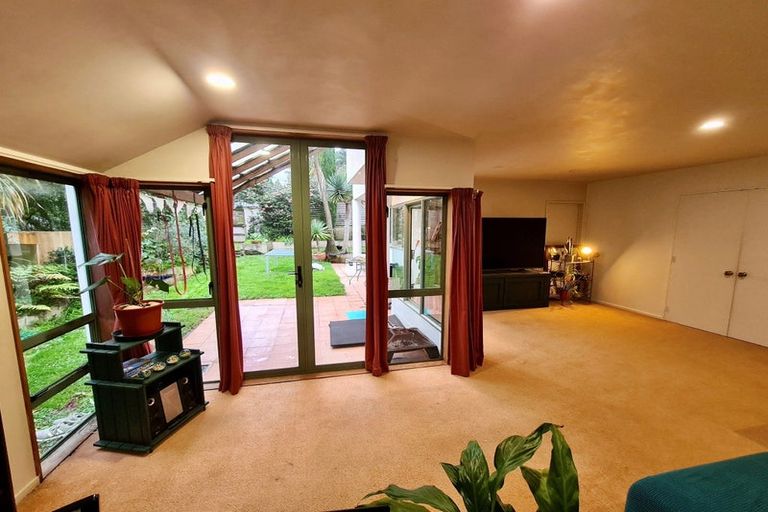 Photo of property in 5 Brian Avenue, Forrest Hill, Auckland, 0620