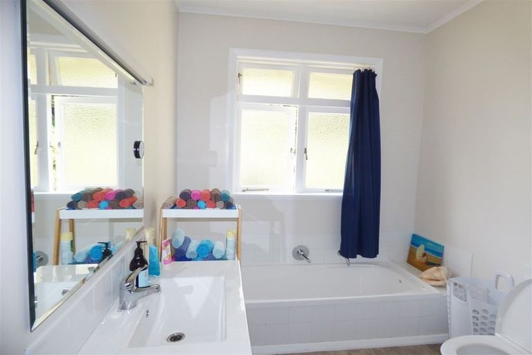 Photo of property in 52 Kakamutu Road, Otorohanga, 3900