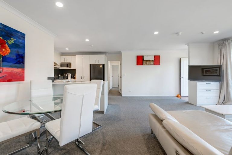 Photo of property in Santa Rosa, 3/340 Gulf Harbour Drive, Gulf Harbour, Whangaparaoa, 0930
