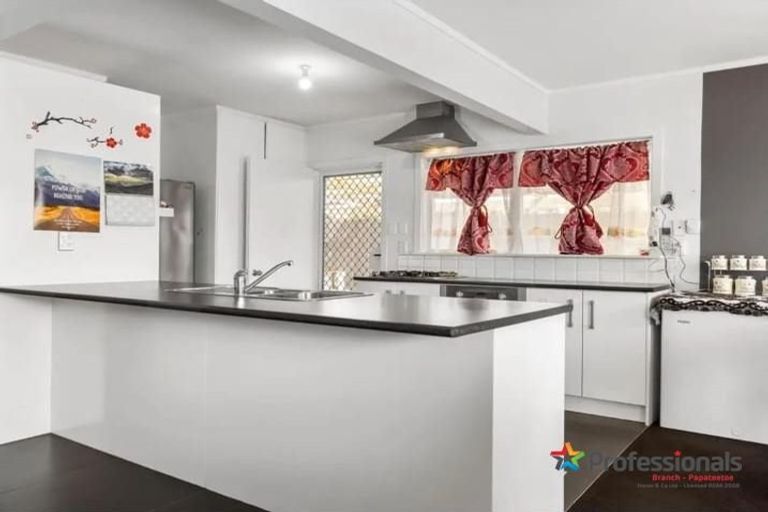 Photo of property in 3/33 Cleek Road, Mangere East, Auckland, 2024