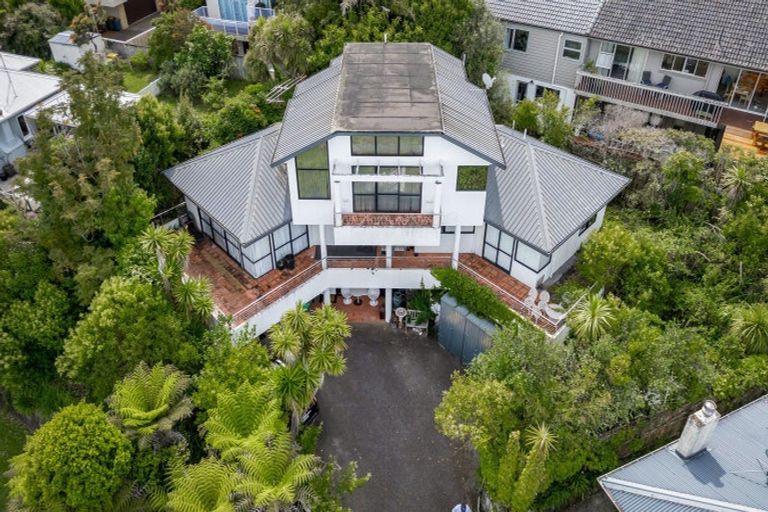Photo of property in 8 Oban Road, Browns Bay, Auckland, 0630