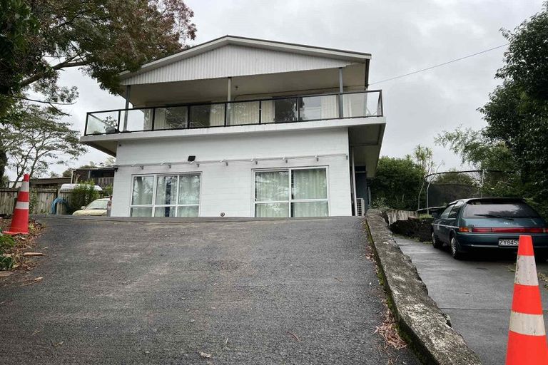 Photo of property in 349 Triangle Road, Massey, Auckland, 0614