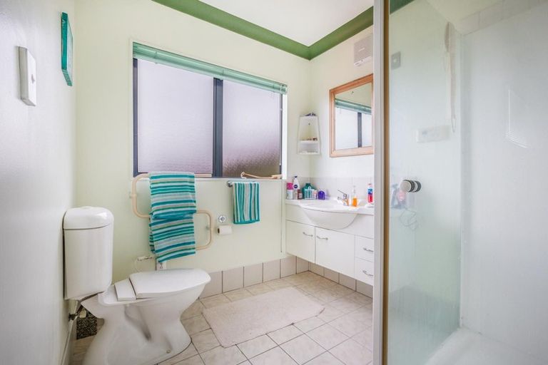 Photo of property in 125 Eskdale Road, Papakowhai, Porirua, 5024