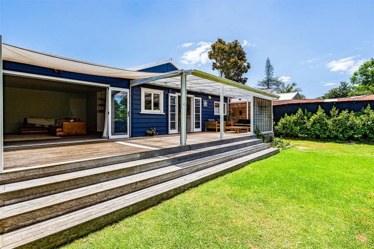 Photo of property in 8 Henry Street, Kensington, Whangarei, 0112