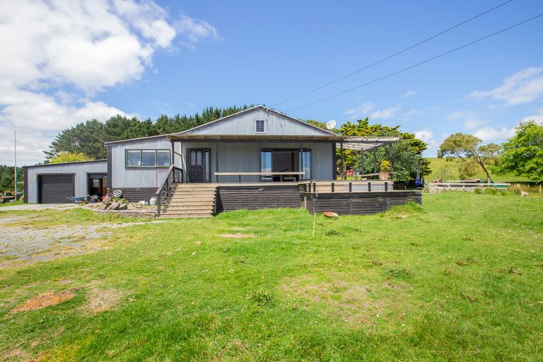 Photo of property in 1093 Run Road, Tapora, Wellsford, 0977
