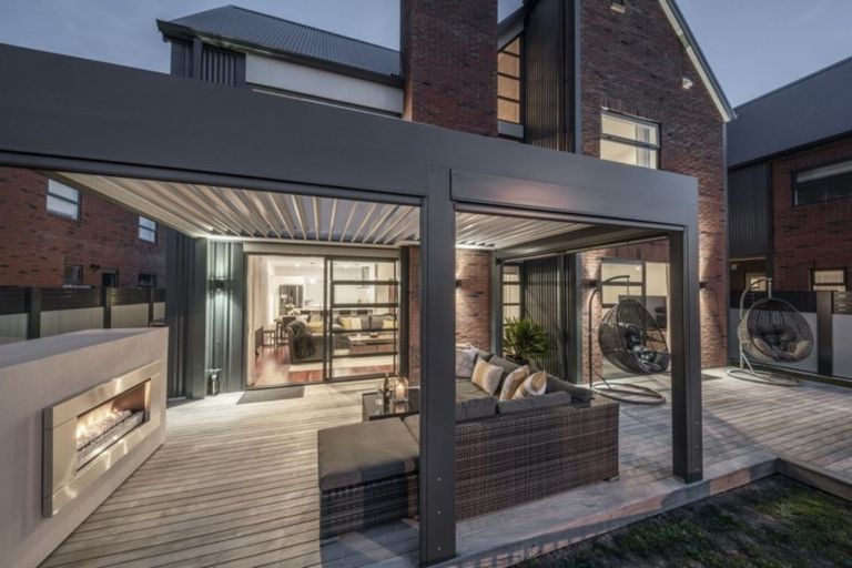 Photo of property in 5 Garland Lane, Leamington, Cambridge, 3432