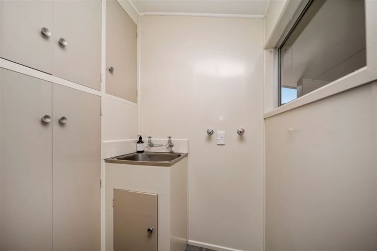 Photo of property in 15 Grey Street, Hawera, 4610