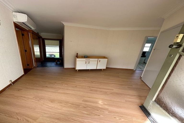 Photo of property in 77 Birmingham Street, Takaro, Palmerston North, 4412