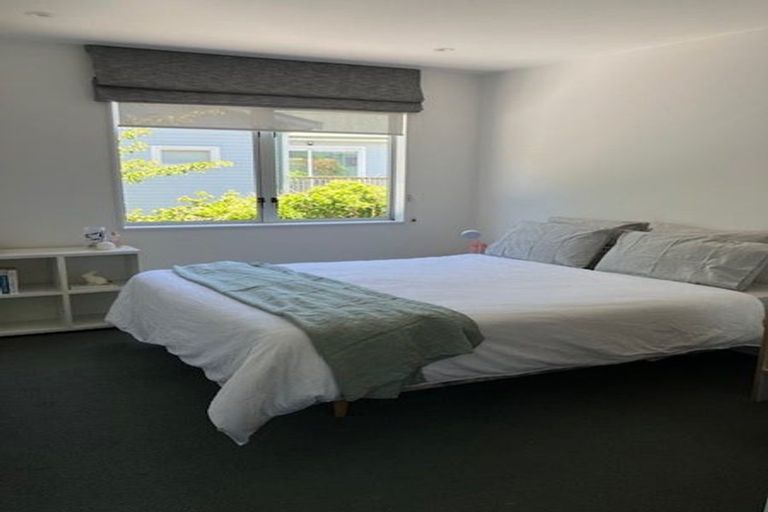 Photo of property in 133 Northland Road, Northland, Wellington, 6012