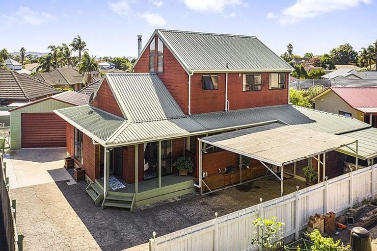 Photo of property in 16 Muirfield Street, Wattle Downs, Auckland, 2103