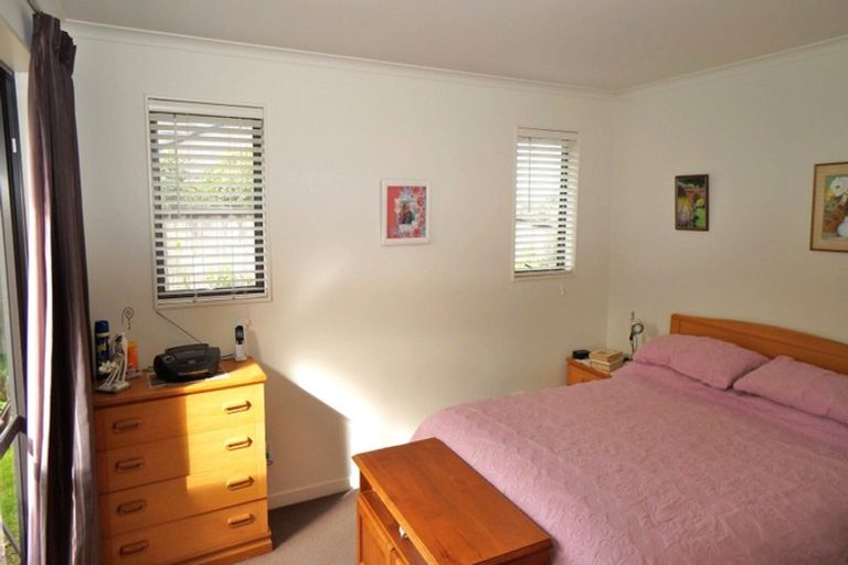 Photo of property in 16 Ocean View Rise, Ruakaka, 0116