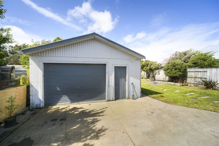 Photo of property in 15 Waldegrave Street, Palmerston North, 4410