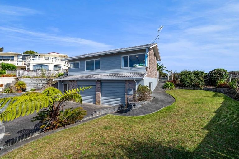 Photo of property in 6 Renown Place, Spotswood, New Plymouth, 4310