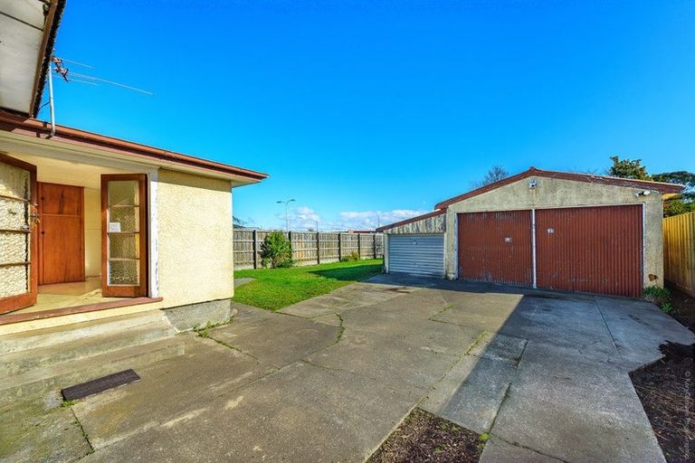 Photo of property in 253 Bower Avenue, North New Brighton, Christchurch, 8083