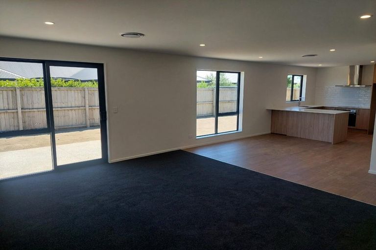 Photo of property in 10 Hawk Close, Rolleston, 7615