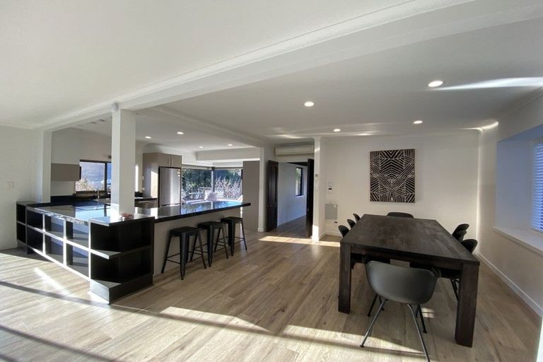 Photo of property in 64 Oregon Drive, Kelvin Heights, Queenstown, 9300