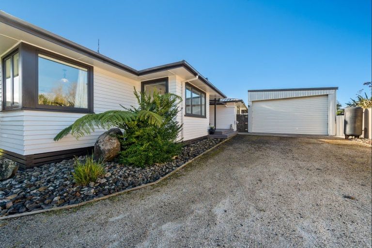 Photo of property in 1057 Junction Road, Egmont Village, New Plymouth, 4372
