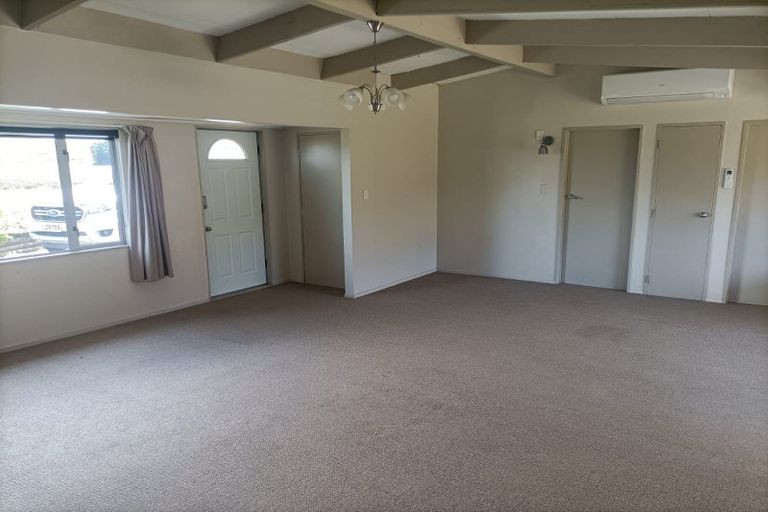 Photo of property in 1/382 Main Road North, Bay View, Napier, 4104