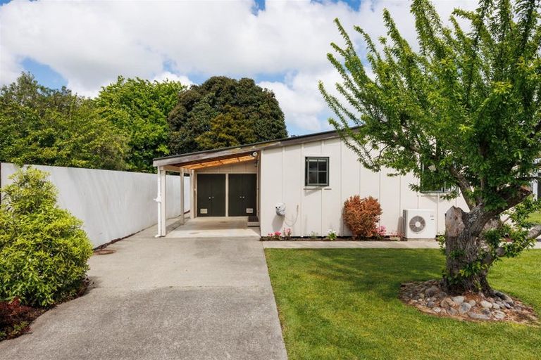 Photo of property in 121/123 High Street, Bulls, 4818