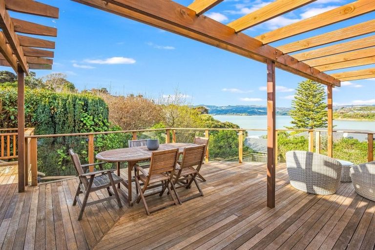 Photo of property in 77 Paremata Road, Paremata, Porirua, 5024