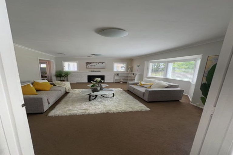 Photo of property in 15 Sandspit Road, Cockle Bay, Auckland, 2014