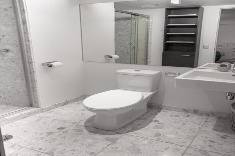 Photo of property in Aqua, 7/74 Oriental Parade, Oriental Bay, Wellington, 6011