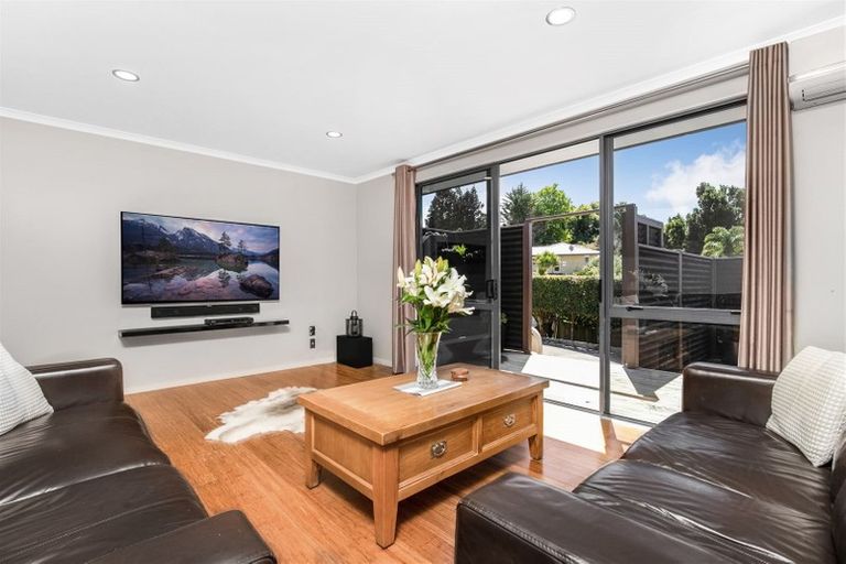 Photo of property in 147e Glengarry Road, Glen Eden, Auckland, 0602