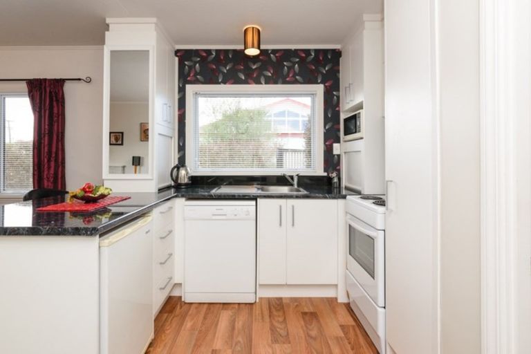 Photo of property in 35 Redwood Street, Blenheim, 7201