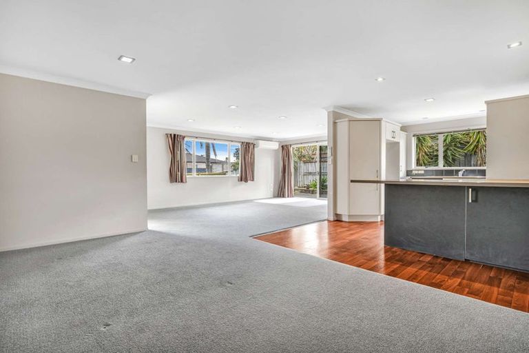 Photo of property in 3 Paul Close, Papamoa Beach, Papamoa, 3118