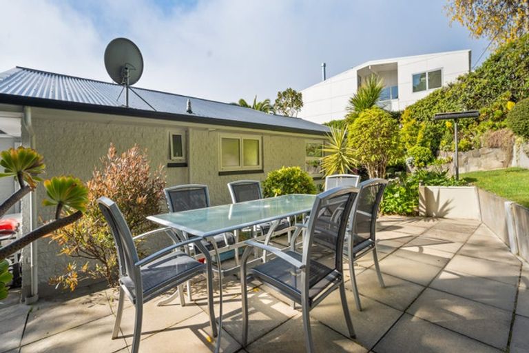 Photo of property in 14 Saint Andrews Hill Road, Mount Pleasant, Christchurch, 8081