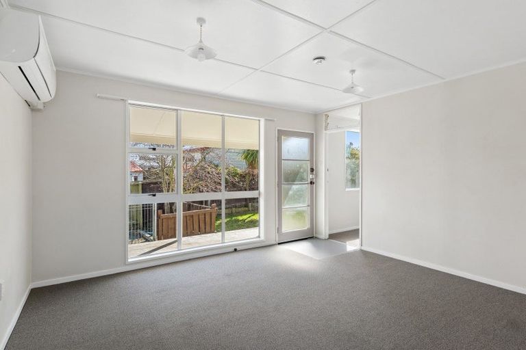 Photo of property in 59a Kuaka Crescent, Bromley, Christchurch, 8062