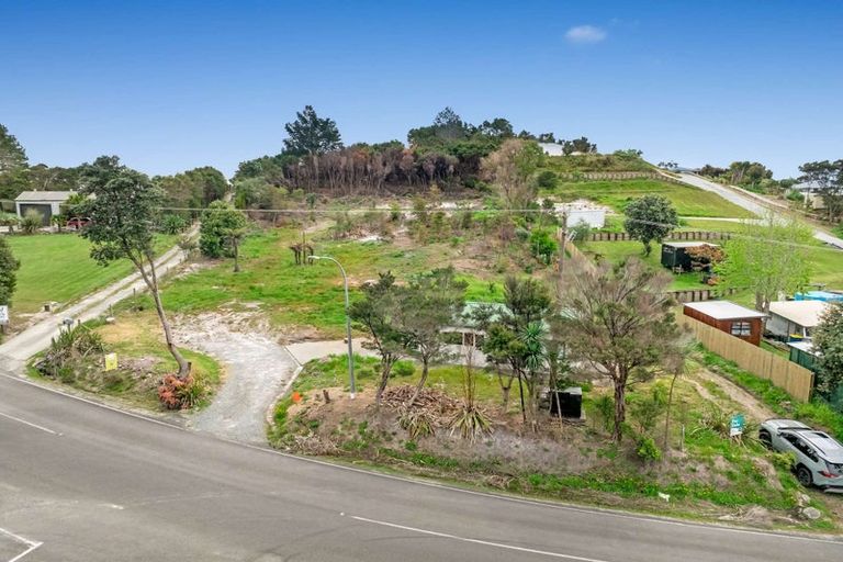 Photo of property in 119 Cable Bay Block Road, Cable Bay, 0420