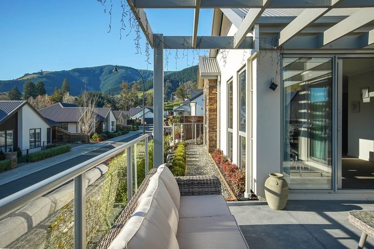 Photo of property in 16 Village Lane, Stoke, Nelson, 7011