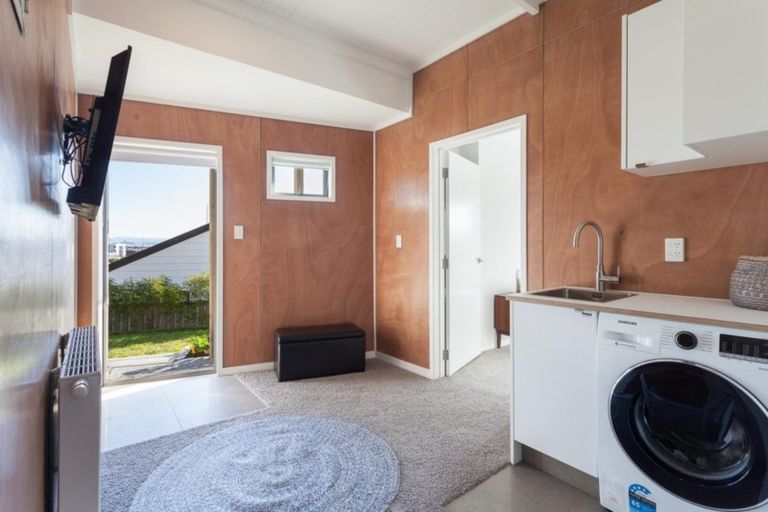 Photo of property in 30 Terrace Avenue, Mount Maunganui, 3116