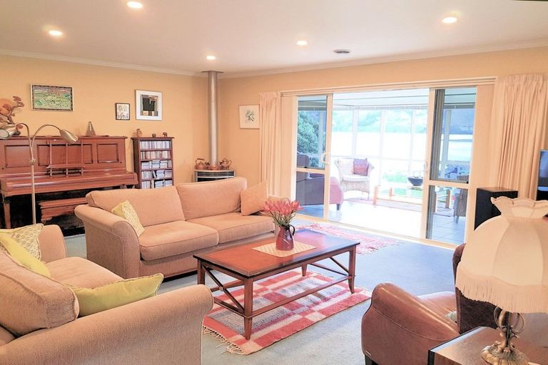 Photo of property in 50 James Drive, Diamond Harbour, Lyttelton, 8971